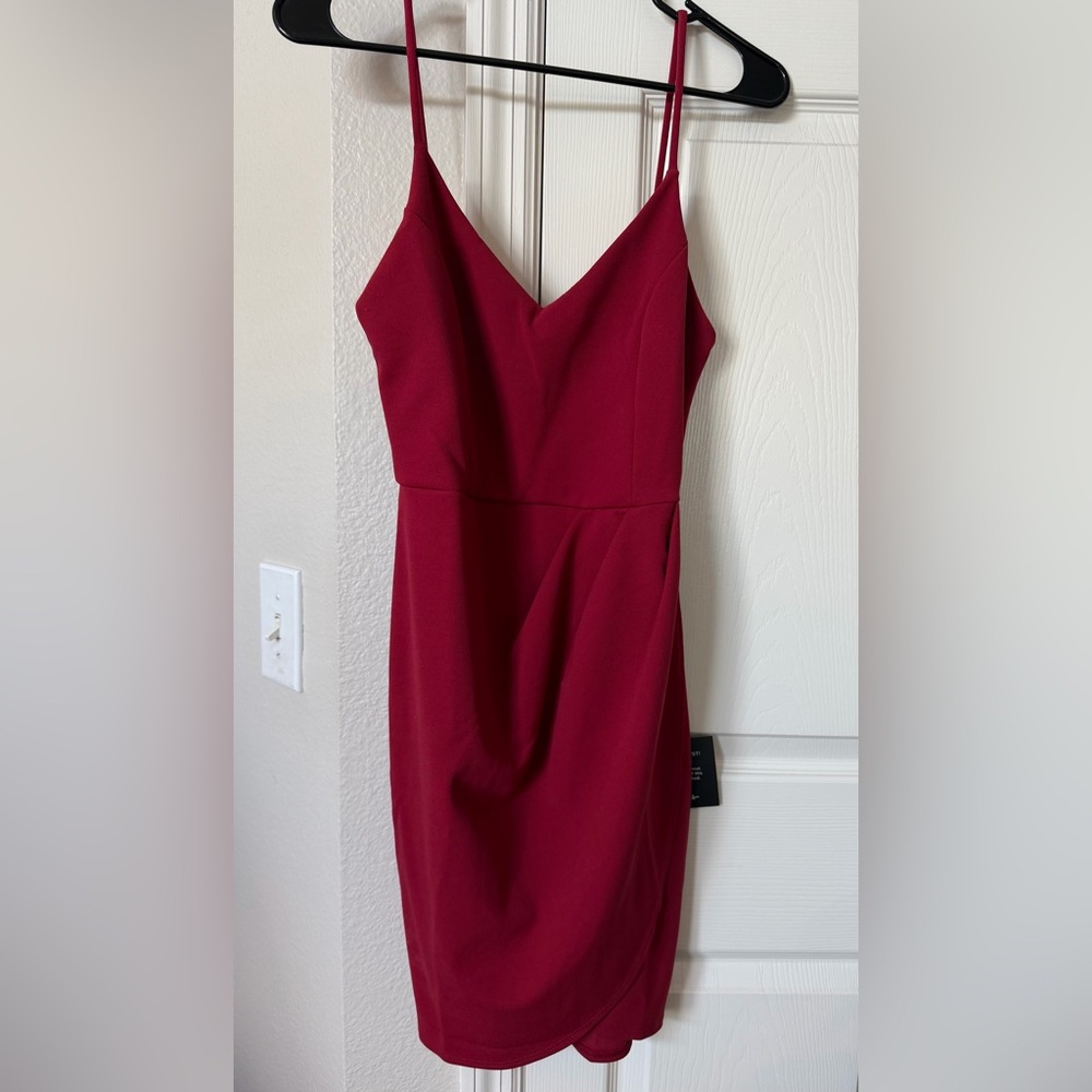 Lulu's Strapless Burgundy Dress